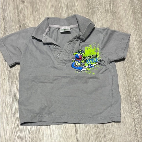 Sesame Street Gray Kids Shirt with Graphic Design 3T - Picture 1 of 1